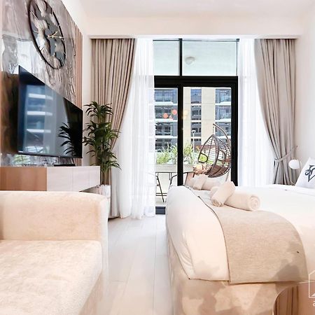 Charming Studio With Balcony In Azizi Riviera Dubái Exterior foto